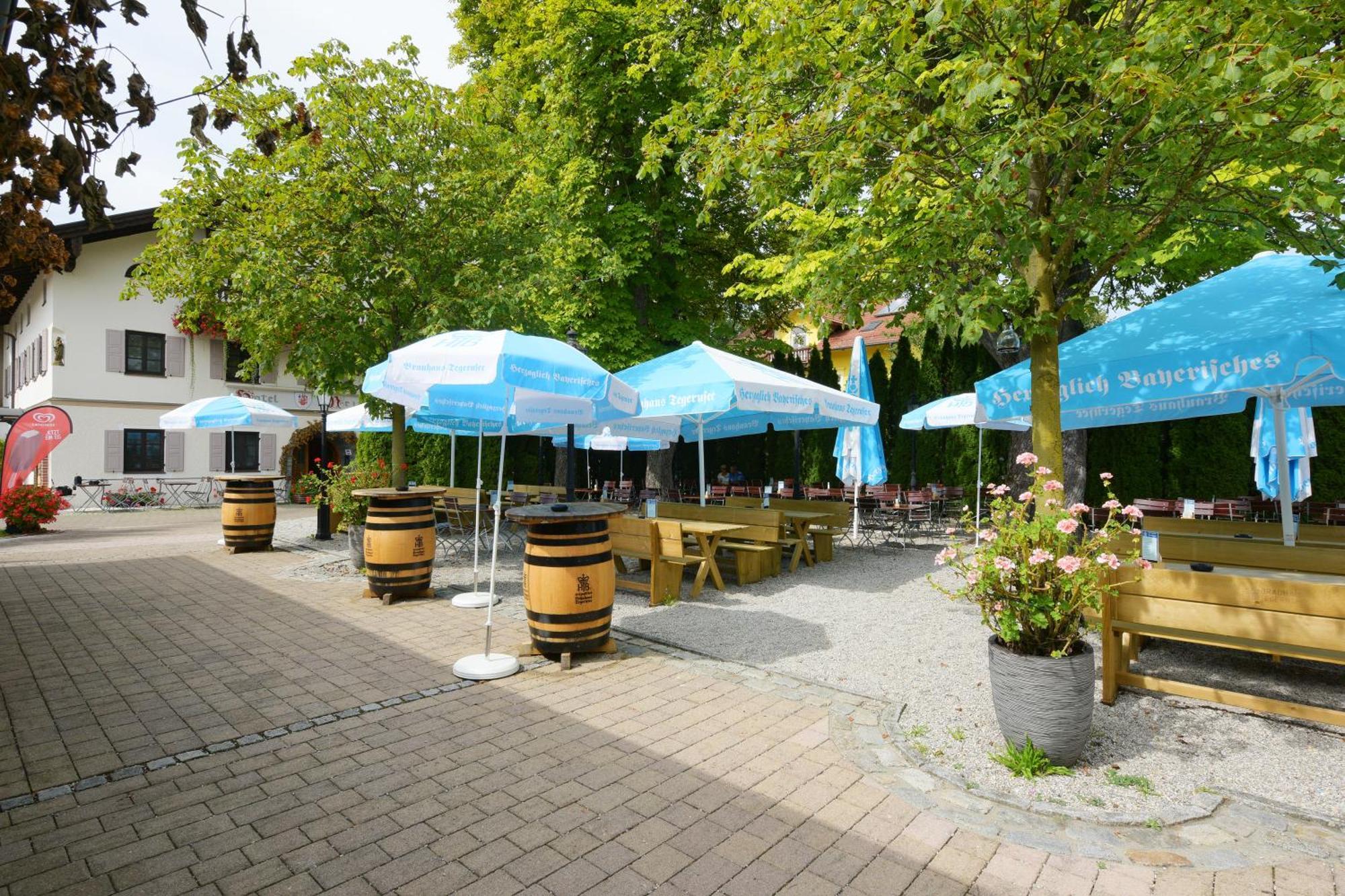 Hotel Neuwirt Sauerlach Exterior foto