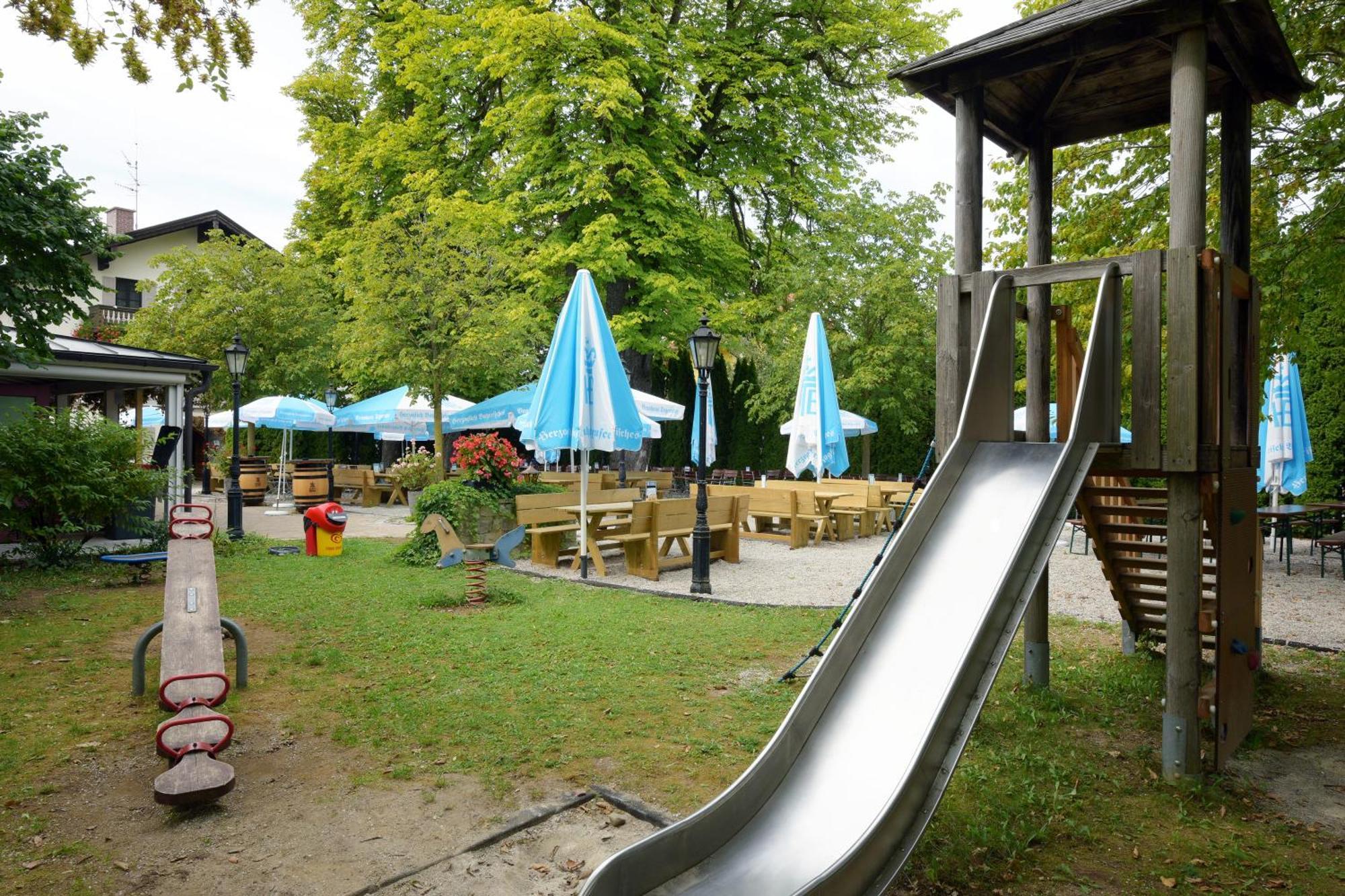 Hotel Neuwirt Sauerlach Exterior foto
